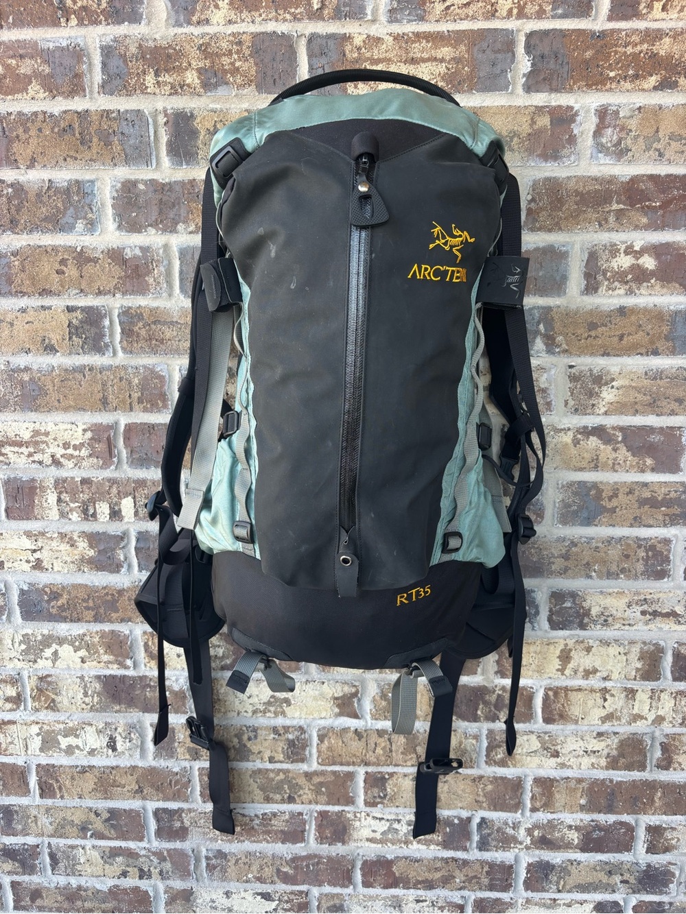 RARE Vintage Arc'teryx RT35 roll-top backpack